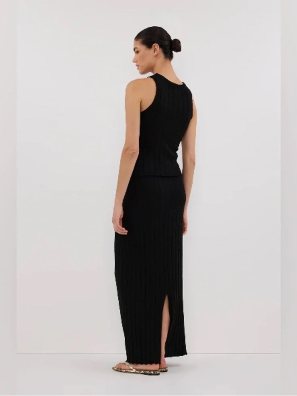 DISSH Rem Black Knit Midi Skirt - Small - Picture 2 of 9